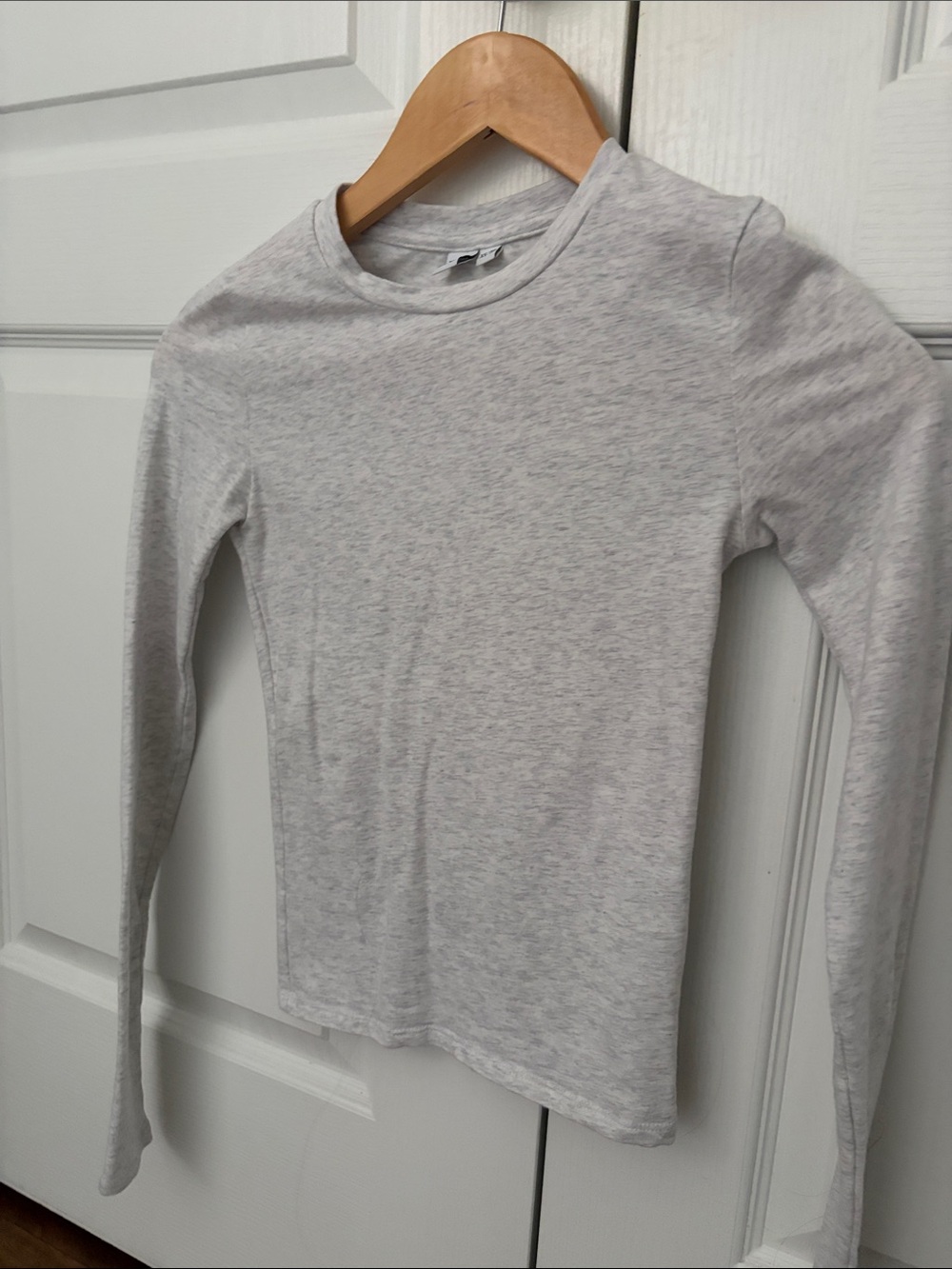 Boathouse - Harlow Light Gray Long-Sleeve Crewneck Top